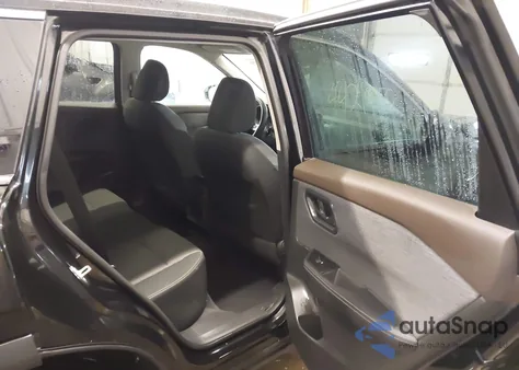 2021 Nissan Rogue S Intelligent Awd z USA, uszkodzony, nr VIN 5N1AT3AB6MC842841